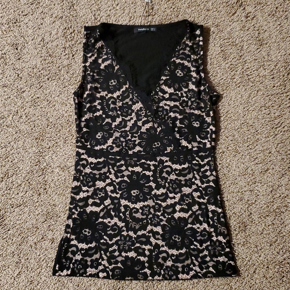 Patty Boutik lacy tank